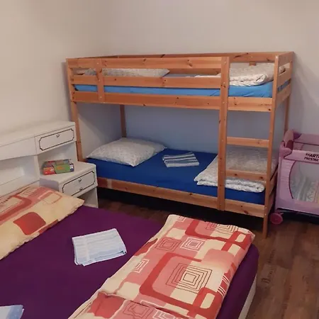 Apartment Ubytovani Na Rohu *
