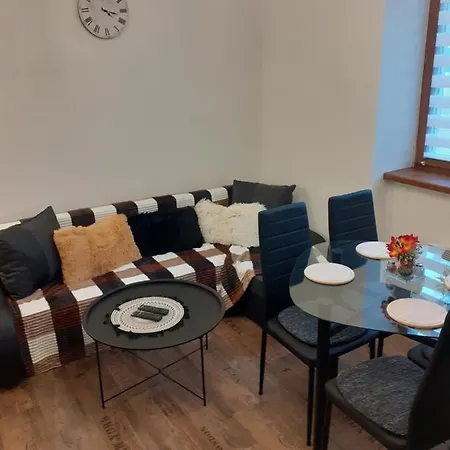 Apartment Ubytovani Na Rohu *